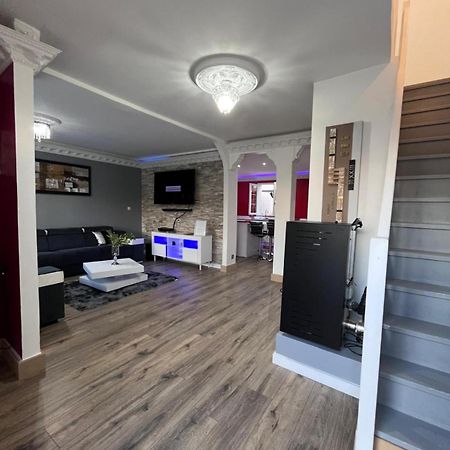 Maison De Caractere A Ballainvilliers Kültér fotó