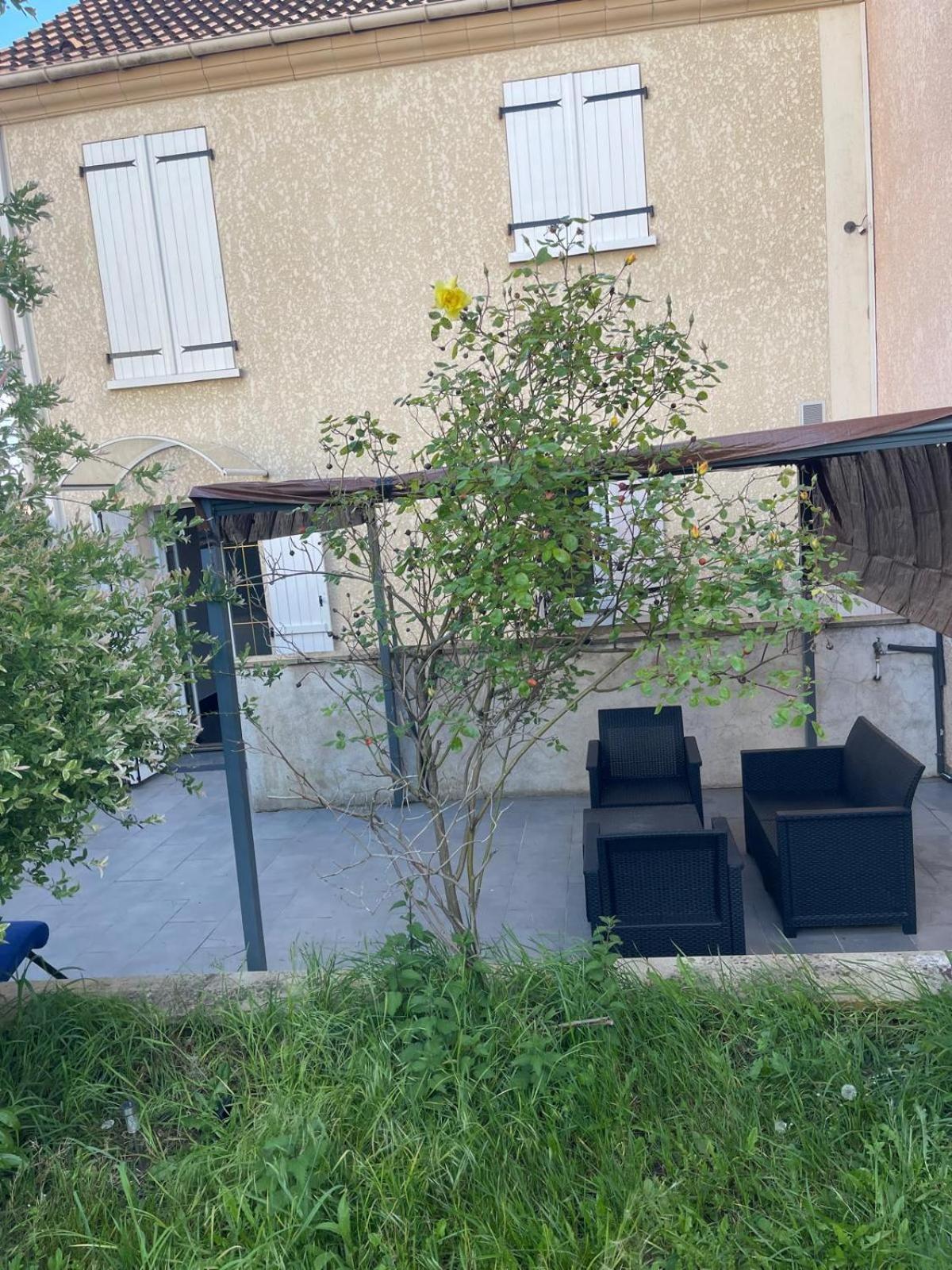 Maison De Caractere A Ballainvilliers Kültér fotó